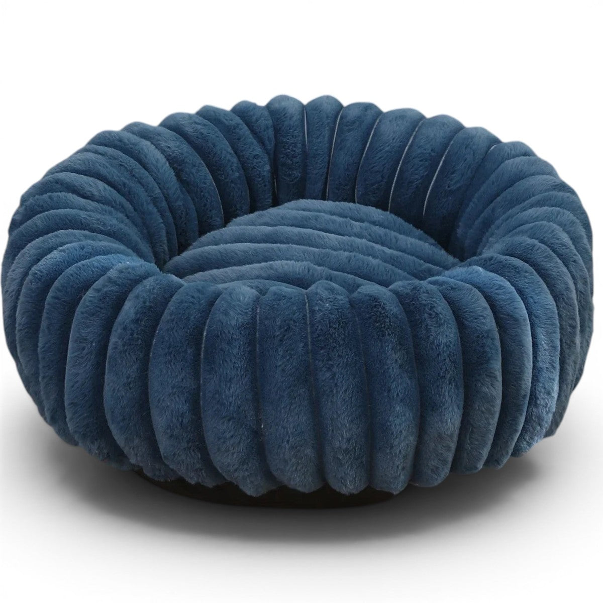 Panier rond Esprit Chat en peluche bleue douce et texturée pour le confort des animaux en hiver