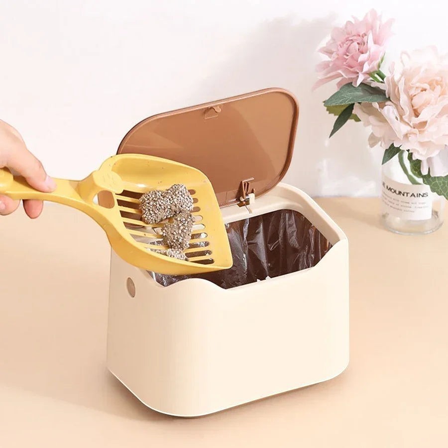 Poubelle Esprit Chat beige avec couvercle basculant et pelle pour nettoyer la litière du chat