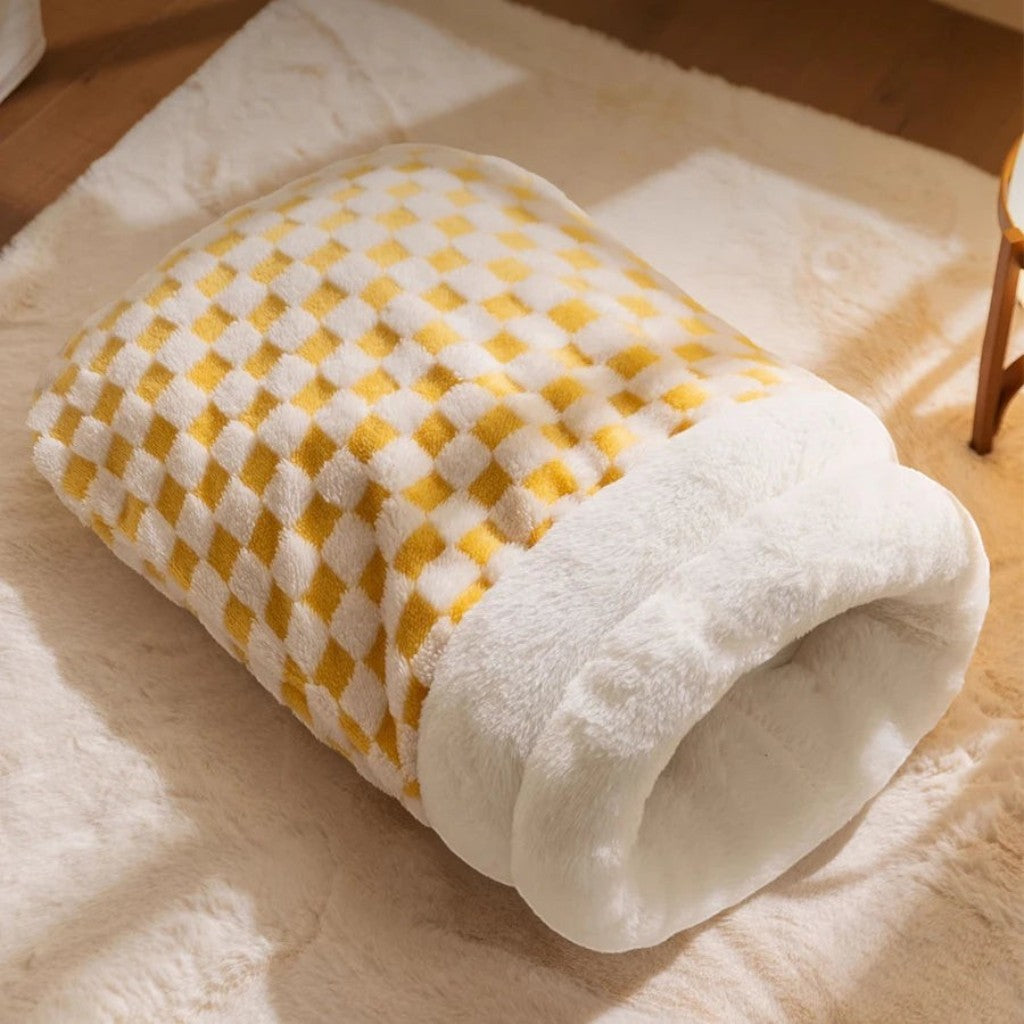 Sac de couchage Esprit Chat en peluche douce avec motif à carreaux jaunes et blancs pour le confort des chats