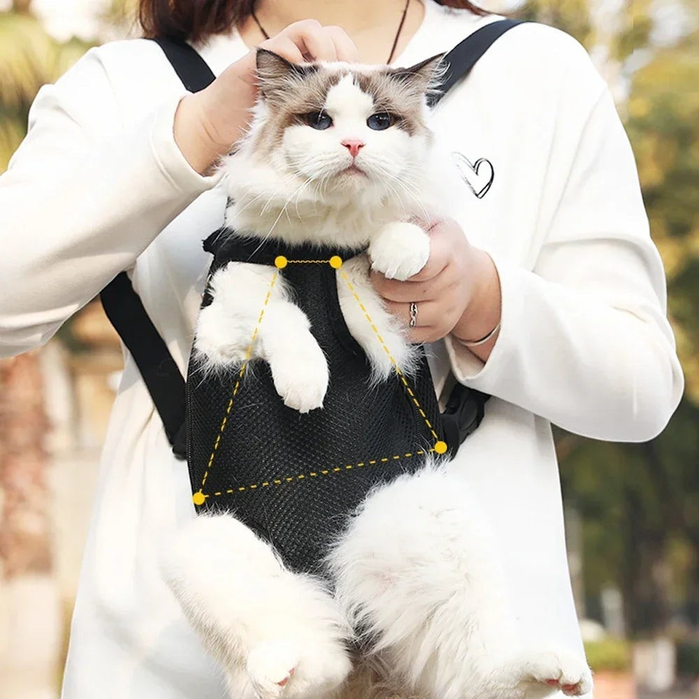 Sac à dos Esprit Chat noir en maille respirante pour transporter un chat avec les pattes sorties en toute sécurité