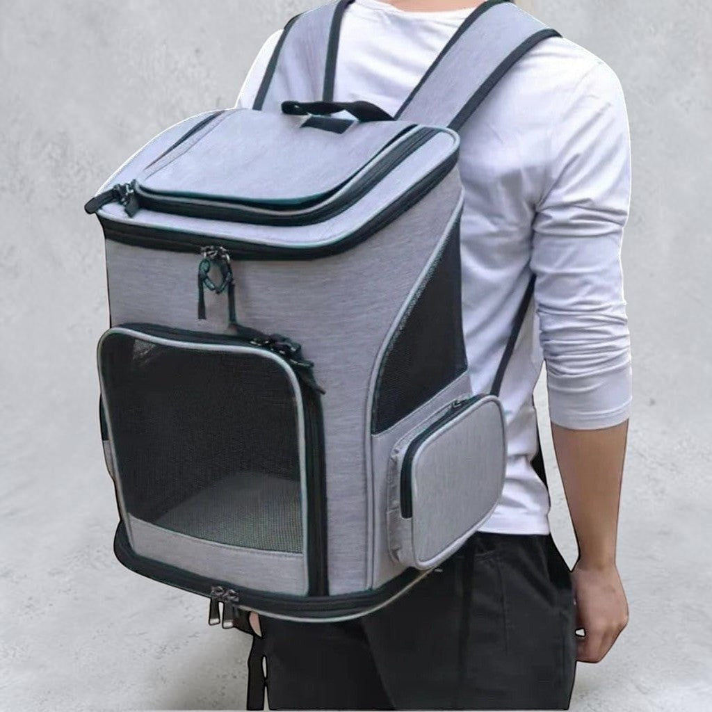 Sac de transport pliable pour chat Esprit Chat en nylon gris avec fenêtres en maille pour une ventilation optimale.