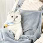 Tablier de transport Esprit Chat en coton gris doux pour porter un petit chat contre soi