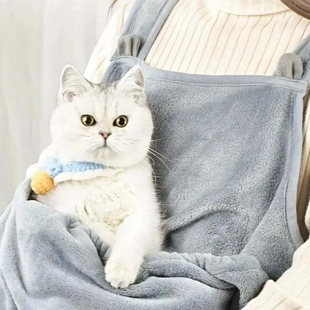 Tablier de transport Esprit Chat en coton gris doux pour porter un petit chat contre soi