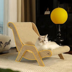 Transat griffoir Esprit Chat en bois avec surface en sisal beige, idéal pour le repos et les griffes de votre chat.