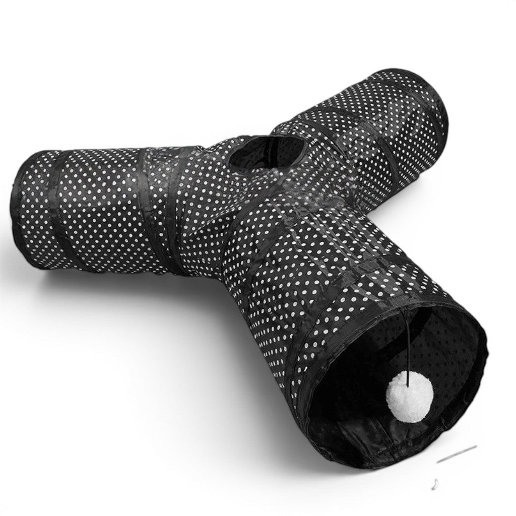 Tunnel de jeu pour chat Esprit Chat en polyester noir à pois blancs avec trois entrées et un pompon suspendu
