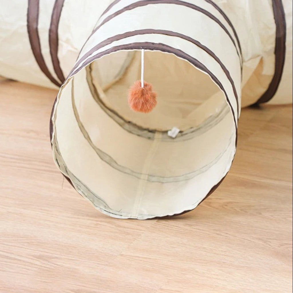 Tunnel de jeu pliable Esprit Chat en polyester beige avec trois entrées et un pompon suspendu pour chat d'intérieur