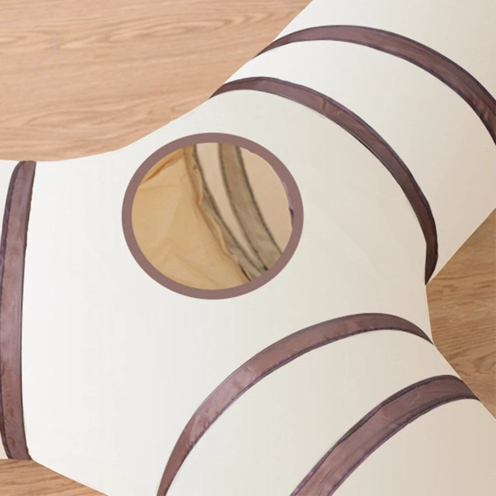 Tunnel de jeu Esprit Chat à trois branches en polyester beige avec bordures marron, idéal pour l'exercice du chat.